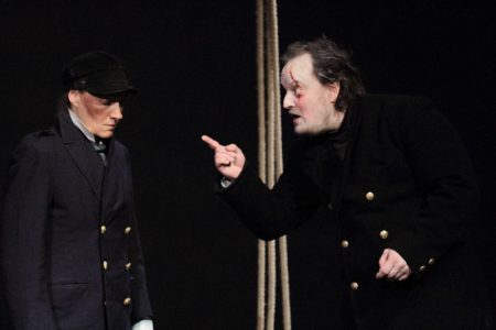 Achat (François Louis) et Starbuck (Ariane Lacement) dans « Moby Dick » mis en scène par Chantal Melior © DR