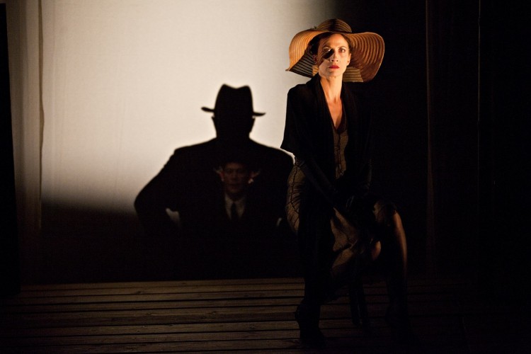 Six Personnages En Quête D Auteur Theatre De La Ville « Six personnages en quête d’auteur », de Luigi Pirandello, Théâtre