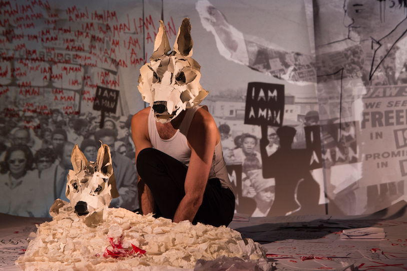 « White Dog » – Mise en scène de Camille Trouvé © Vincent Muteau
