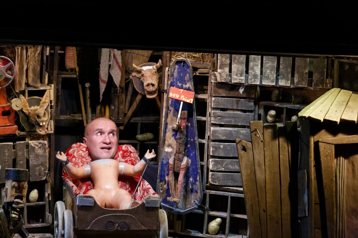 Jésus-creche-a-moteur-Didier-Goudal