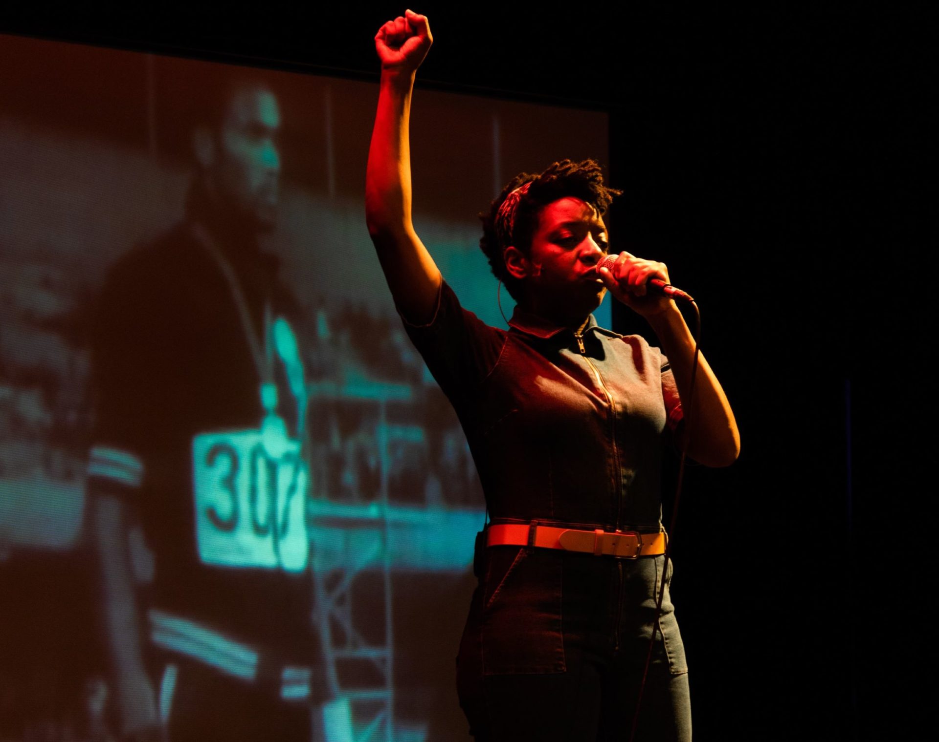 Angela-Davis-Une-histoire-des-États-Unis-Faustine-Noguès-Jérémie-Lévy