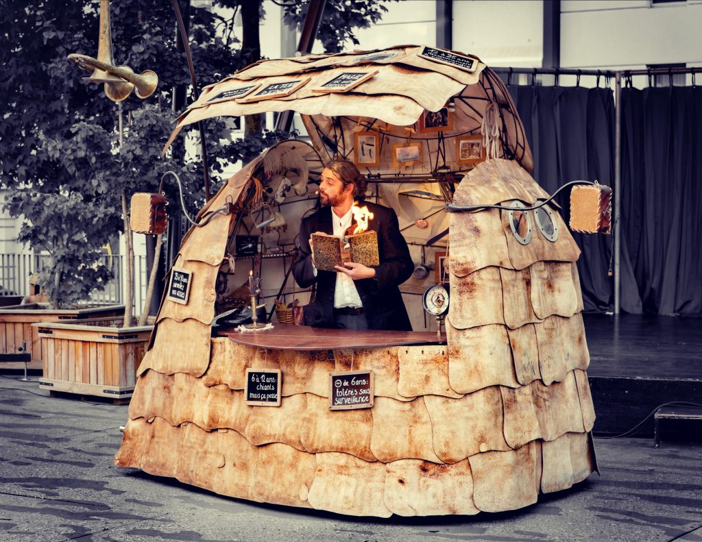 La-Tente-d-Edgar-cie-La-Trappe-à-ressorts